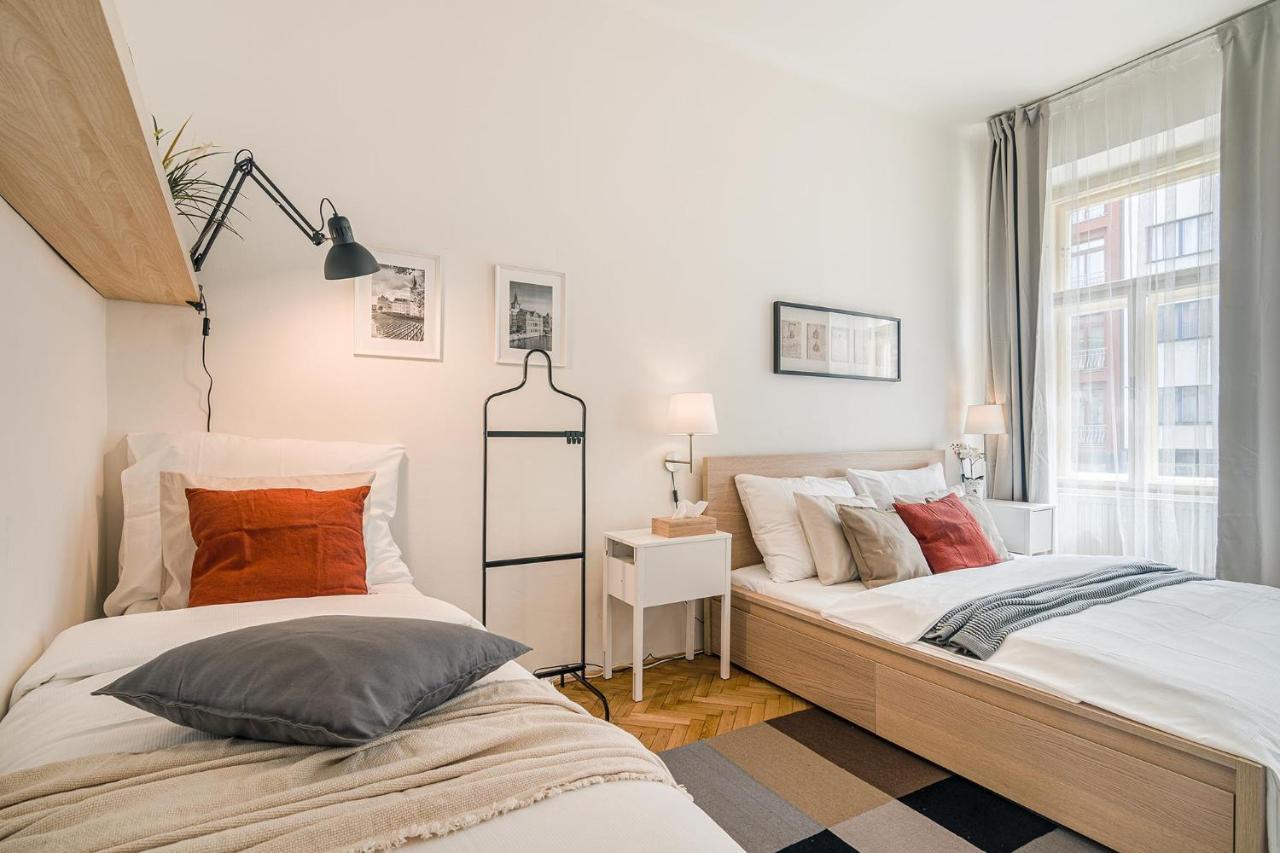 In Center By Michal&friends Apartament